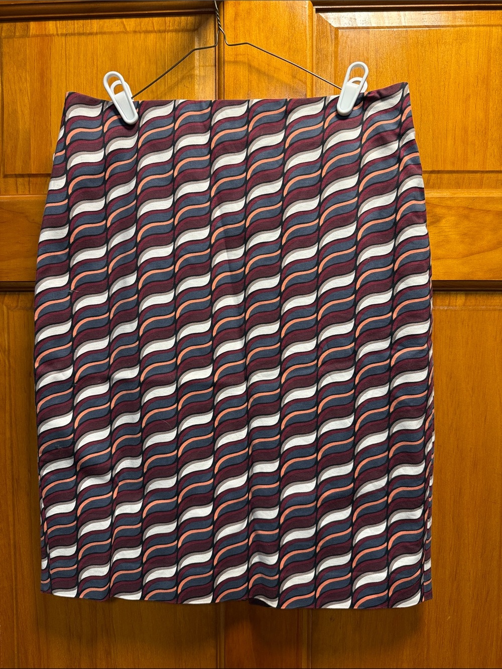 Ann Taylor Wave-Print Pencil Skirt in Burgundy, Navy and Cream